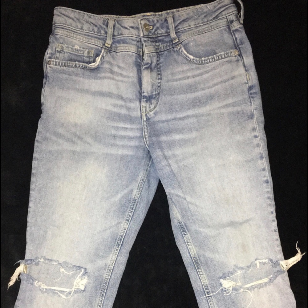 Women’s blue jeans